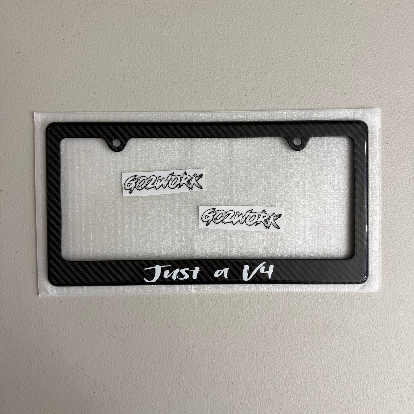 CARBON FIBER CAR ENTHUSIAST PLATE FRAMES